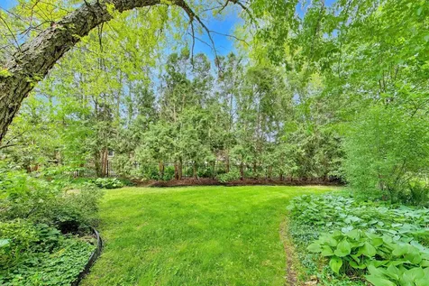 2302 Lisa Court Rolling Meadows IL 60067