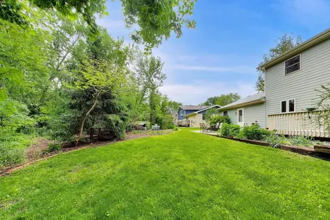 2302 Lisa Court Rolling Meadows IL 60067
