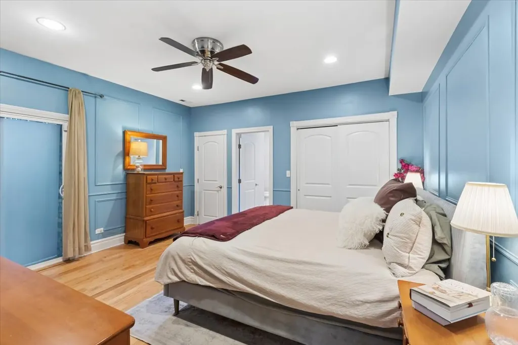 746 West Cornelia Avenue Chicago IL 60657
