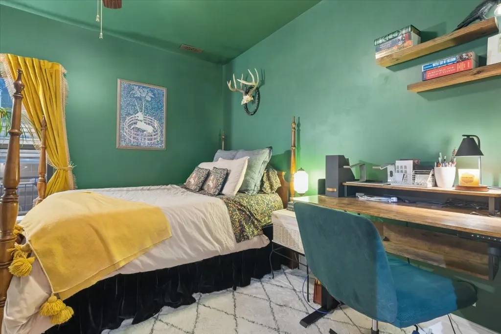 746 West Cornelia Avenue Chicago IL 60657
