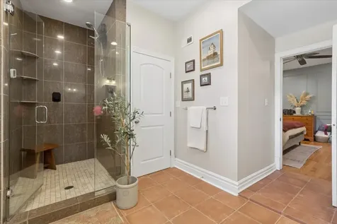 746 West Cornelia Avenue Chicago IL 60657