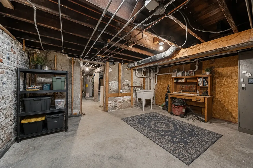 13009 Chicago Street Blue Island IL 60406