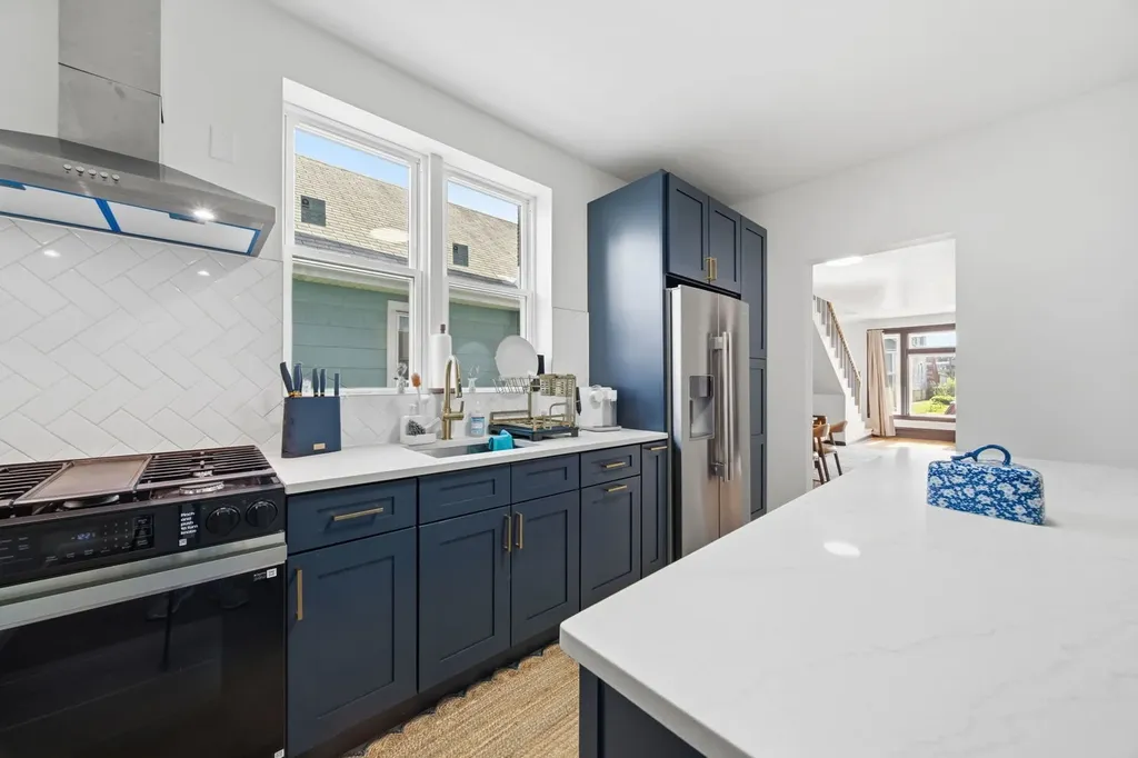 13009 Chicago Street Blue Island IL 60406