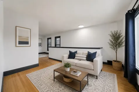 13009 Chicago Street Blue Island IL 60406