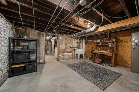 13009 Chicago Street Blue Island IL 60406