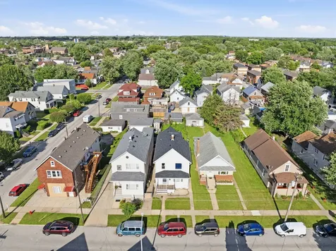 13009 Chicago Street Blue Island IL 60406