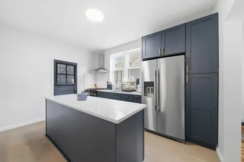 13009 Chicago Street Blue Island IL 60406