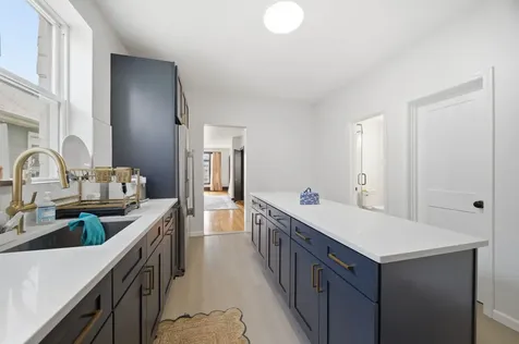 13009 Chicago Street Blue Island IL 60406