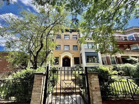 4149 North Sheridan Road Chicago IL 60613