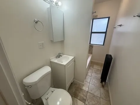 7353 North Damen Avenue Chicago IL 60645