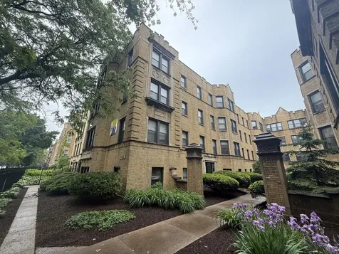 7353 North Damen Avenue Chicago IL 60645