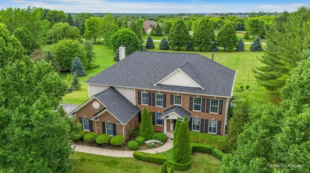 37W226 Baker Hill Court St. Charles IL 60175