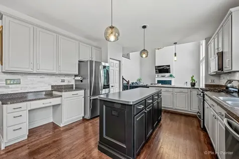 37W226 Baker Hill Court St. Charles IL 60175
