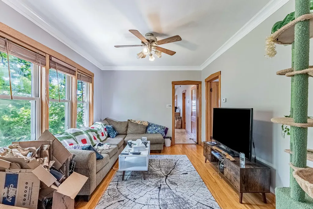 2844 South Throop Street Chicago IL 60608