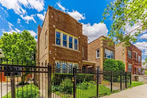 2844 South Throop Street Chicago IL 60608
