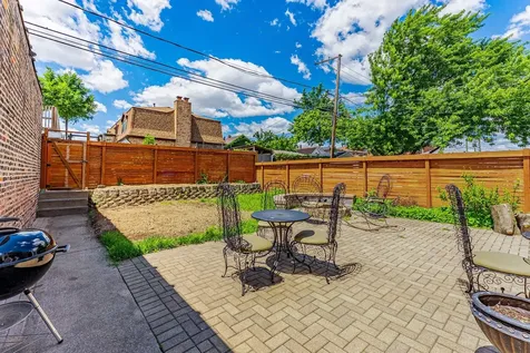 2844 South Throop Street Chicago IL 60608