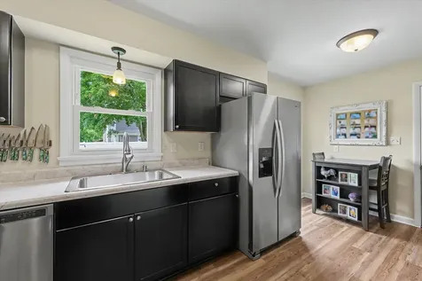 210 Brookview Drive Farmer City IL 61842