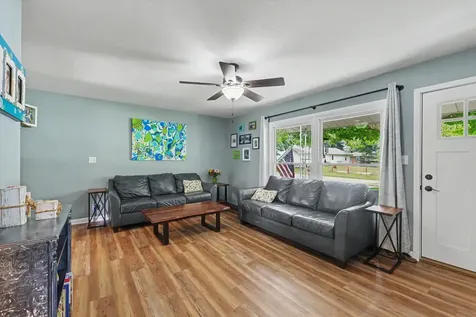 210 Brookview Drive Farmer City IL 61842