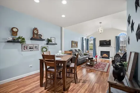 640 Schumann Street Woodstock IL 60098