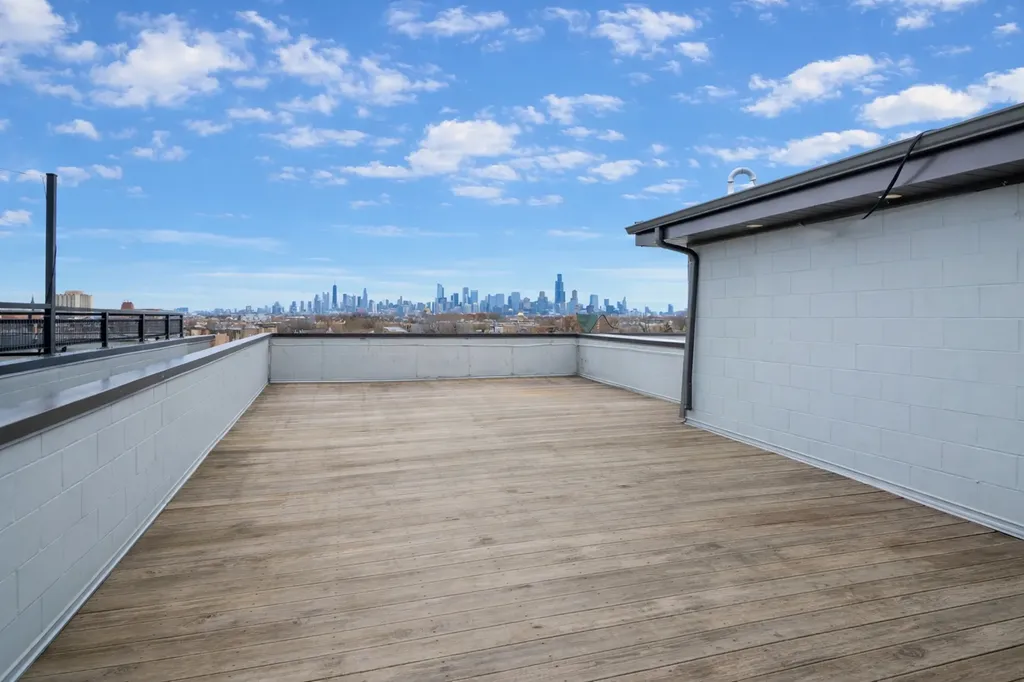 934 North California Avenue Chicago IL 60622