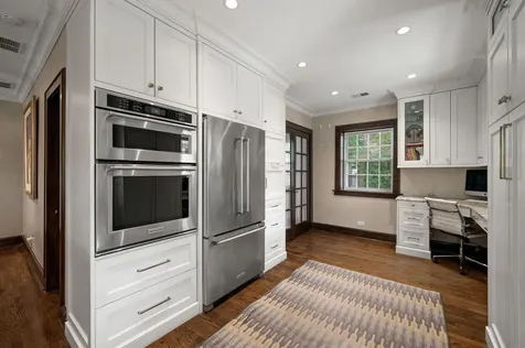 1705 West Leland Avenue Chicago IL 60640