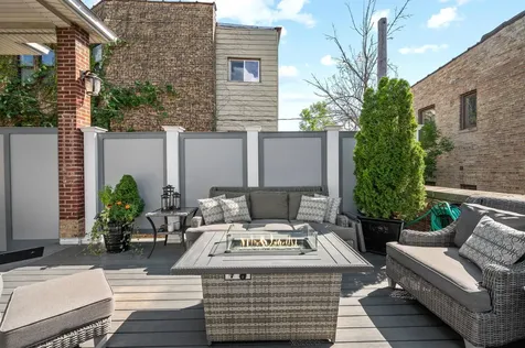 1705 West Leland Avenue Chicago IL 60640