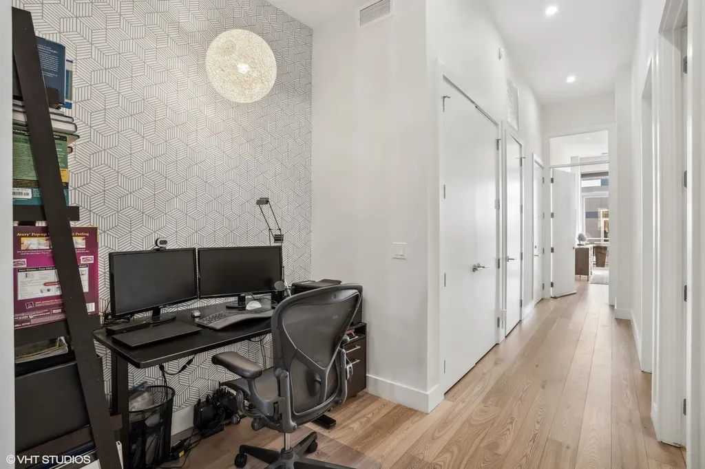 128 South Aberdeen Street Chicago IL 60607