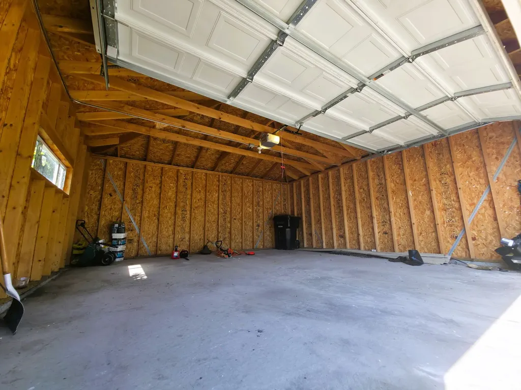10055 South Oglesby Avenue Chicago IL 60617