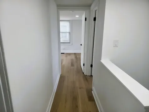 10055 South Oglesby Avenue Chicago IL 60617