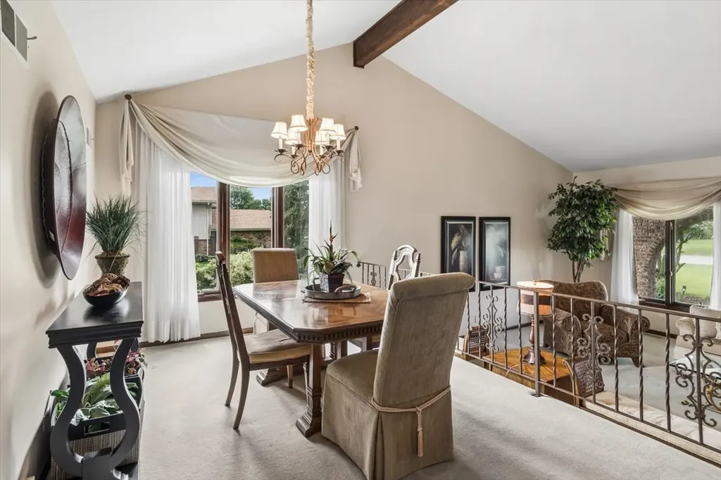 350 Essex Lane New Lenox IL 60451