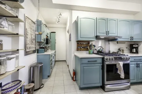 5000 South Cornell Avenue Chicago IL 60615