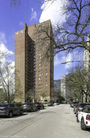 5000 South Cornell Avenue Chicago IL 60615