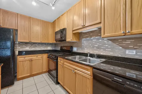 1650 Riverwoods Drive Melrose Park IL 60160