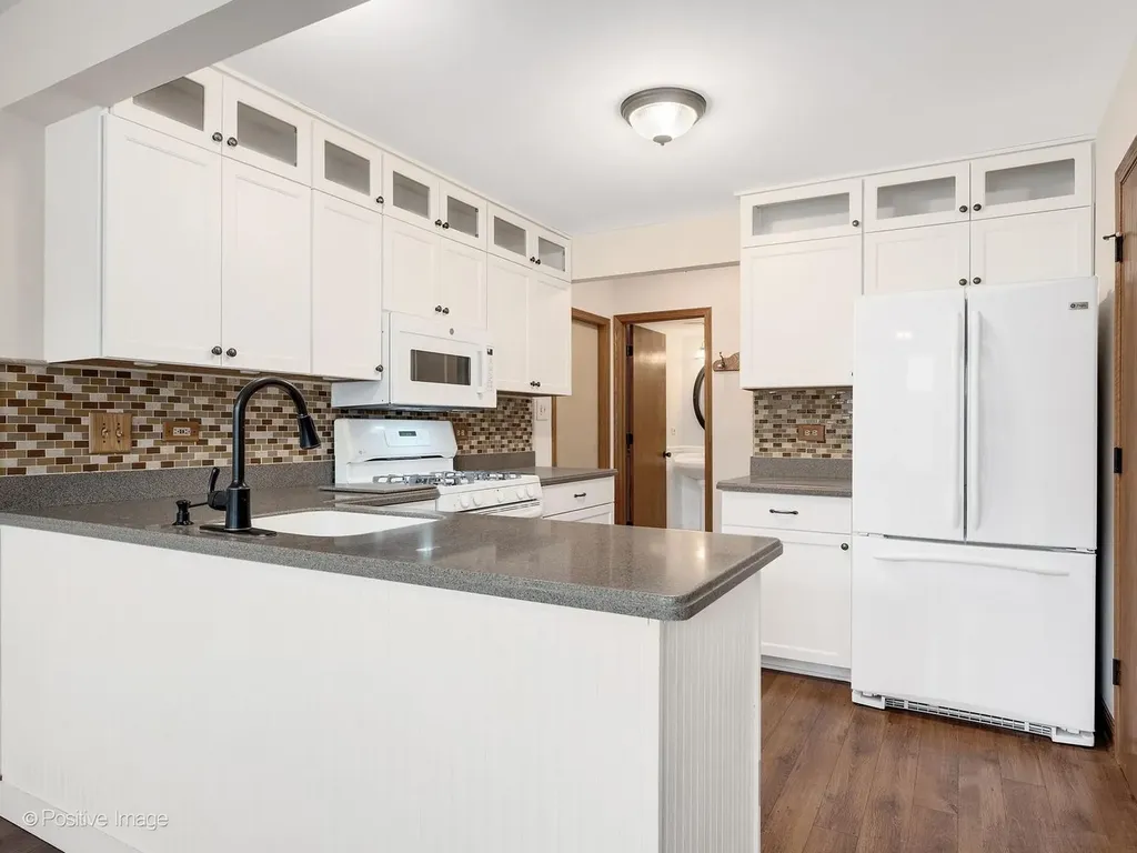 920 Elderberry Circle Naperville IL 60563