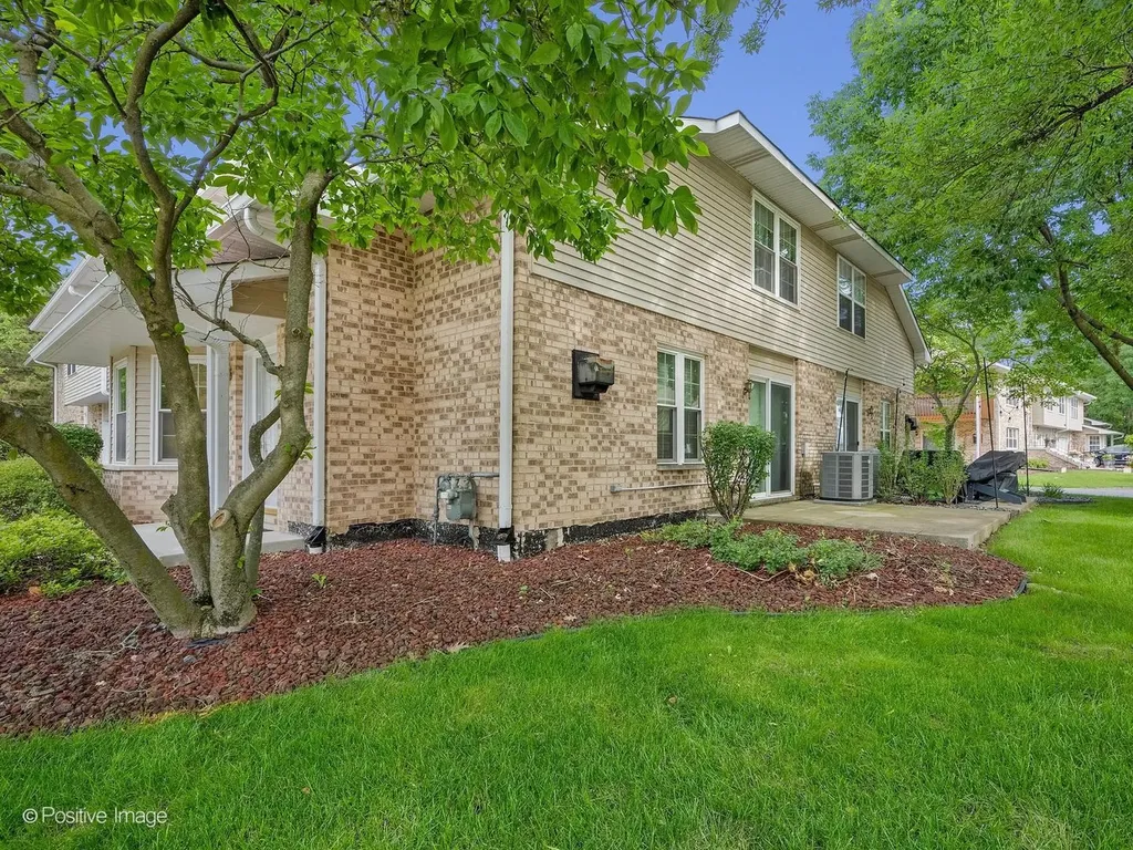 920 Elderberry Circle Naperville IL 60563