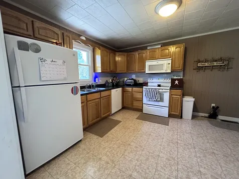 814 West Warmouth Street Salem IL 62881