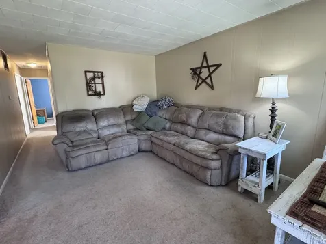 814 West Warmouth Street Salem IL 62881