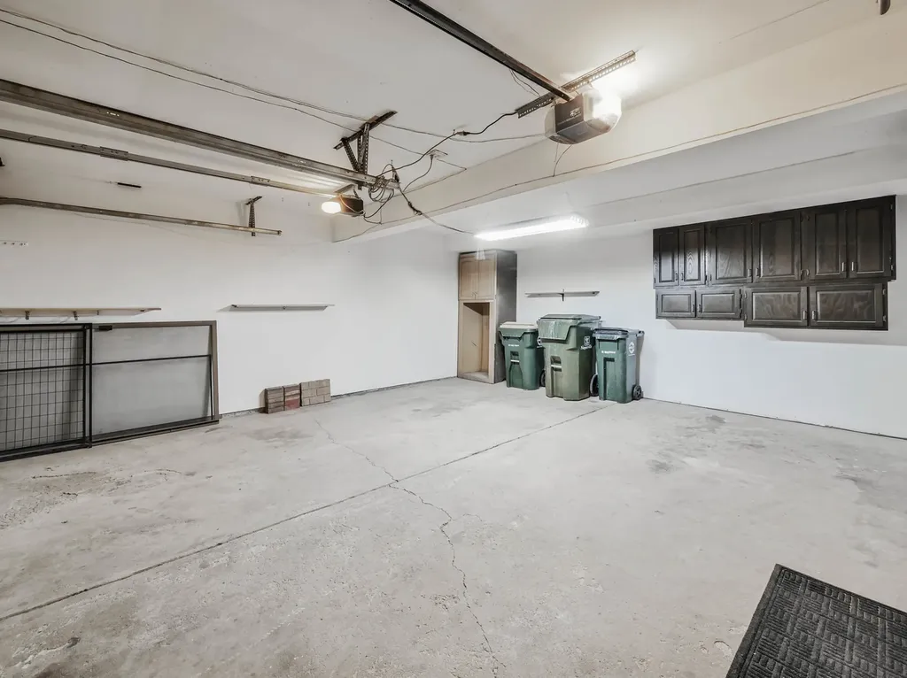 29W337 White Oak Drive Warrenville IL 60555