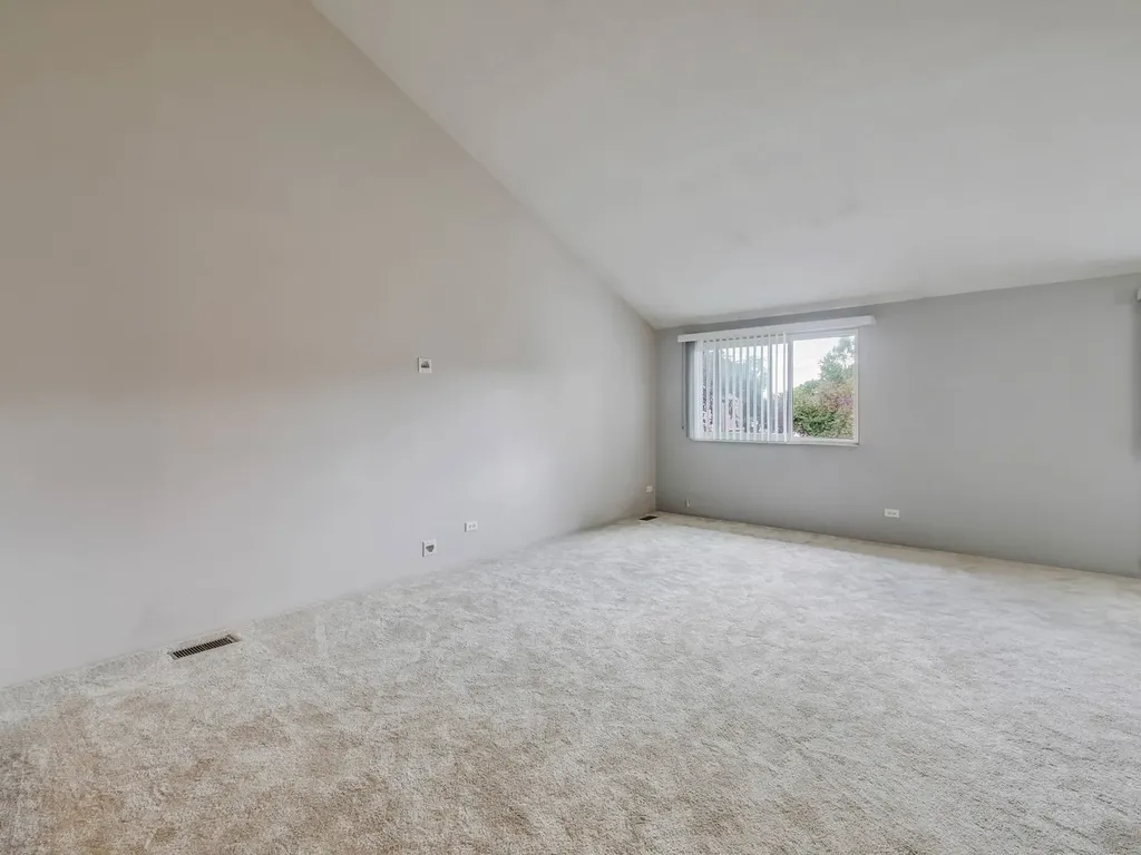 29W337 White Oak Drive Warrenville IL 60555