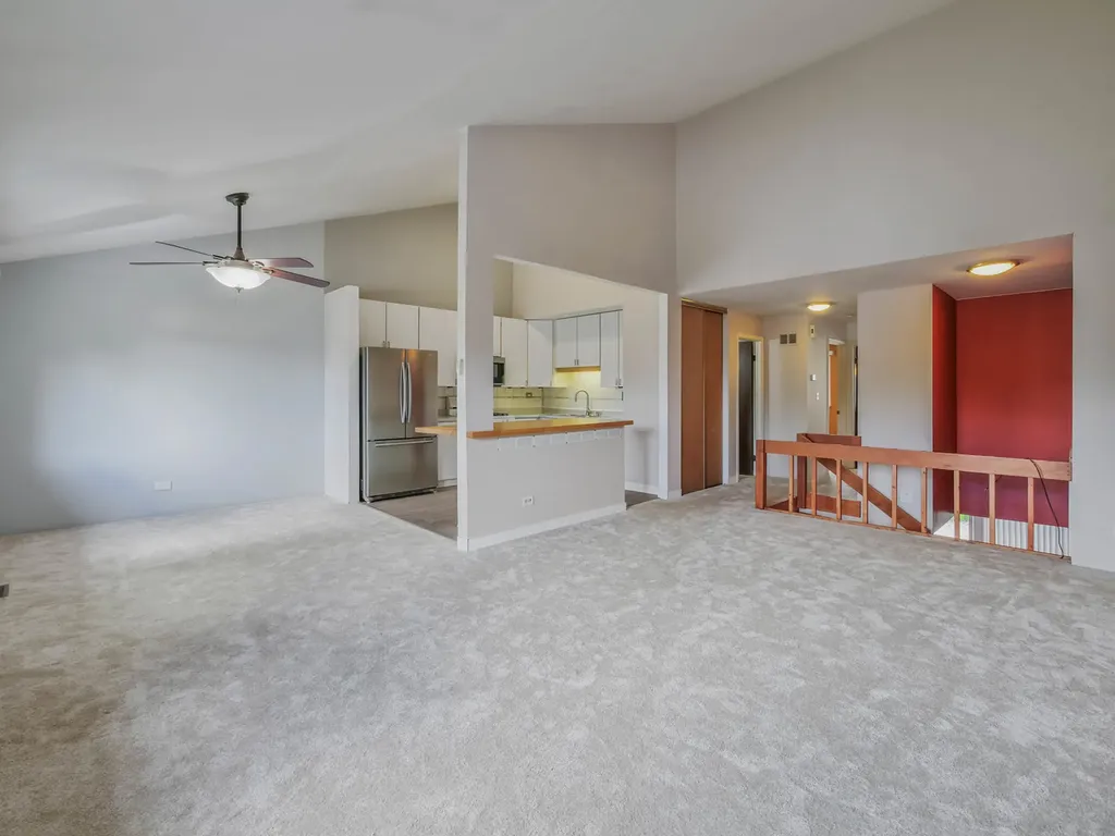 29W337 White Oak Drive Warrenville IL 60555