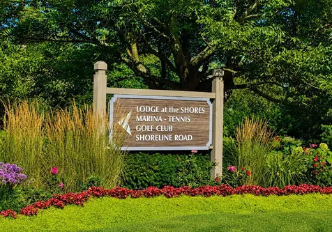 83 Thornhill Lane Lake Barrington IL 60010