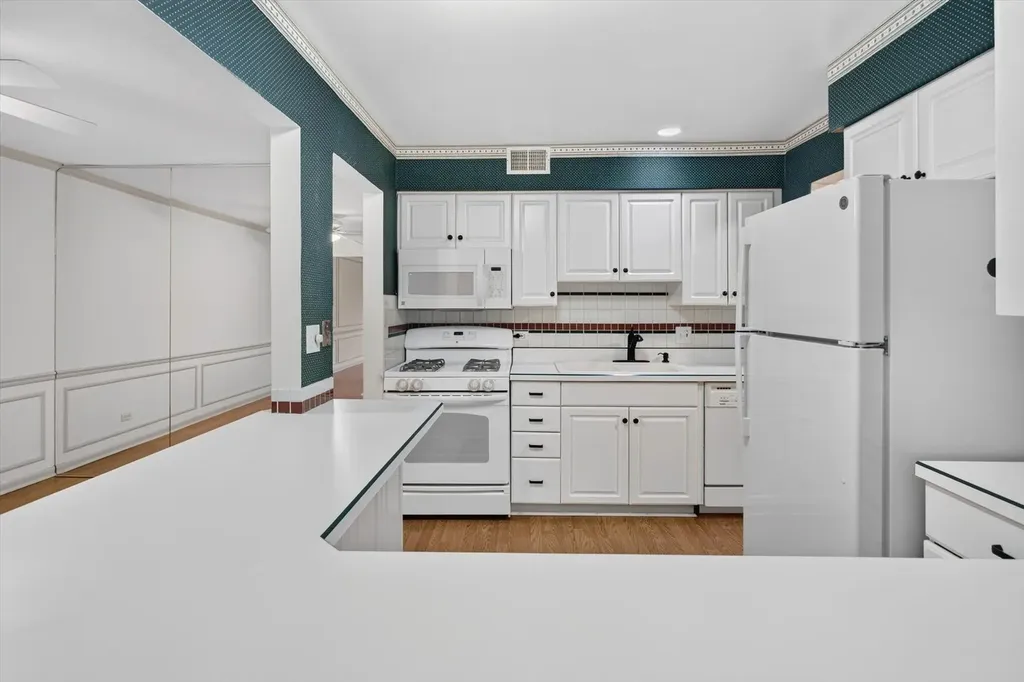 5200 Carriageway Drive Rolling Meadows IL 60008