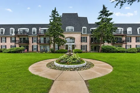 5200 Carriageway Drive Rolling Meadows IL 60008