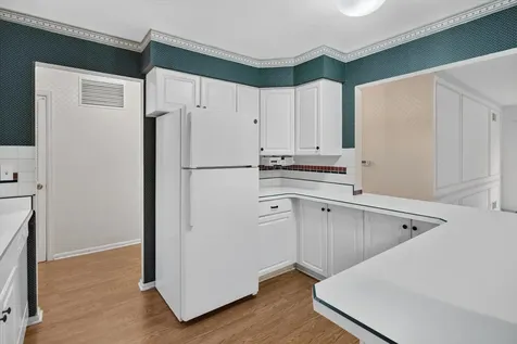 5200 Carriageway Drive Rolling Meadows IL 60008