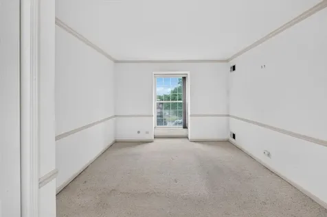 5200 Carriageway Drive Rolling Meadows IL 60008