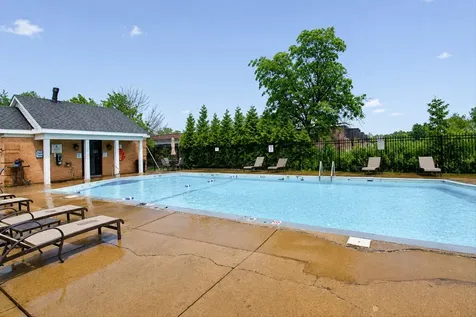5200 Carriageway Drive Rolling Meadows IL 60008
