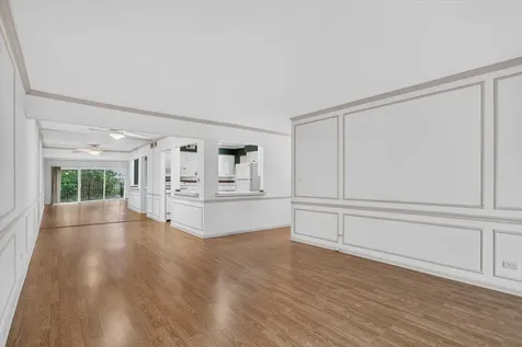 5200 Carriageway Drive Rolling Meadows IL 60008