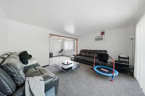 14631 South Lamon Avenue Midlothian IL 60445