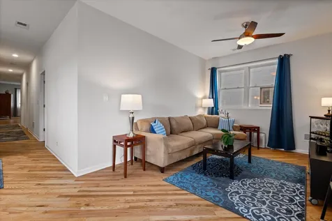 525 North Claremont Avenue Chicago IL 60612