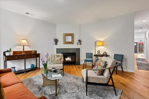 525 North Claremont Avenue Chicago IL 60612